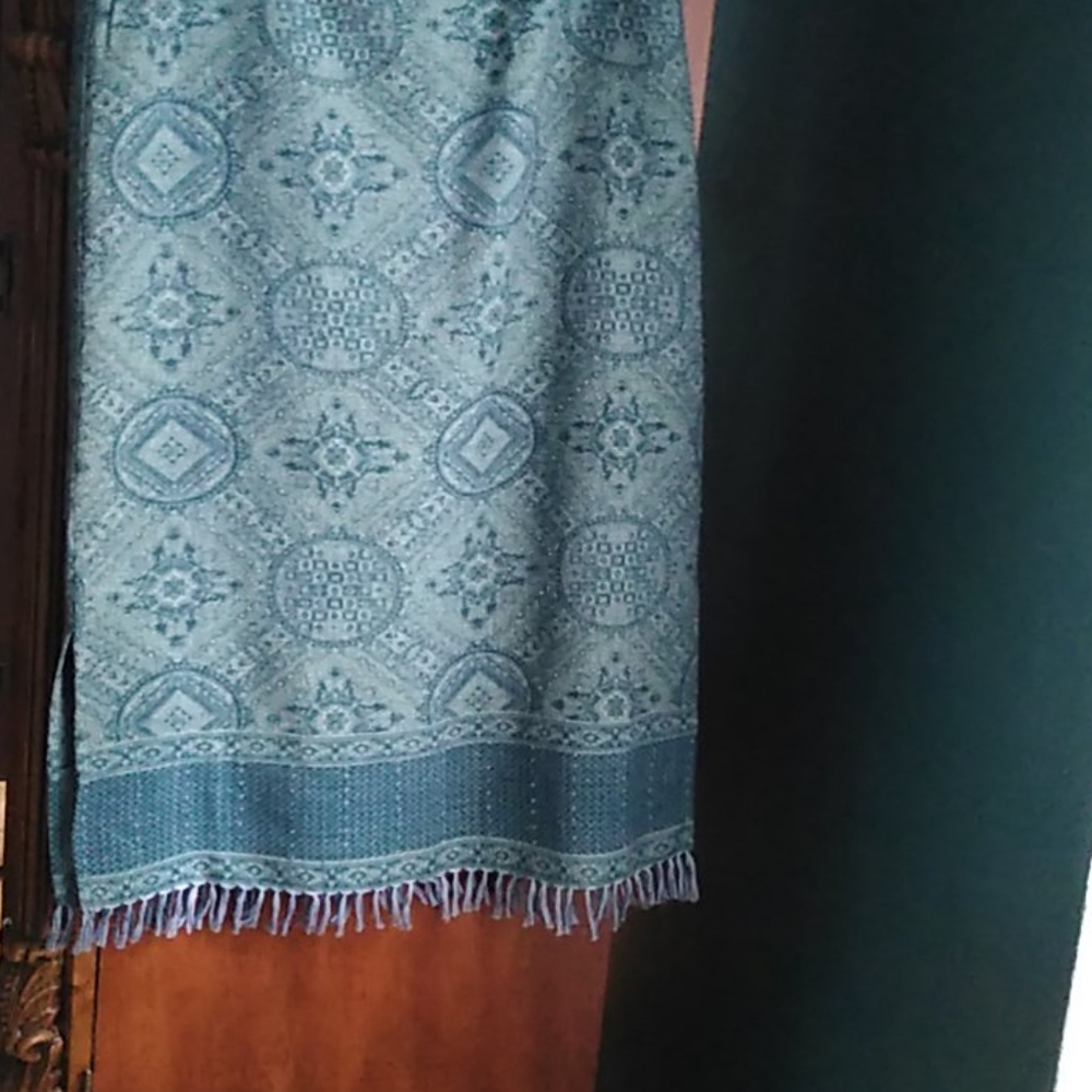 Mid length Skirt